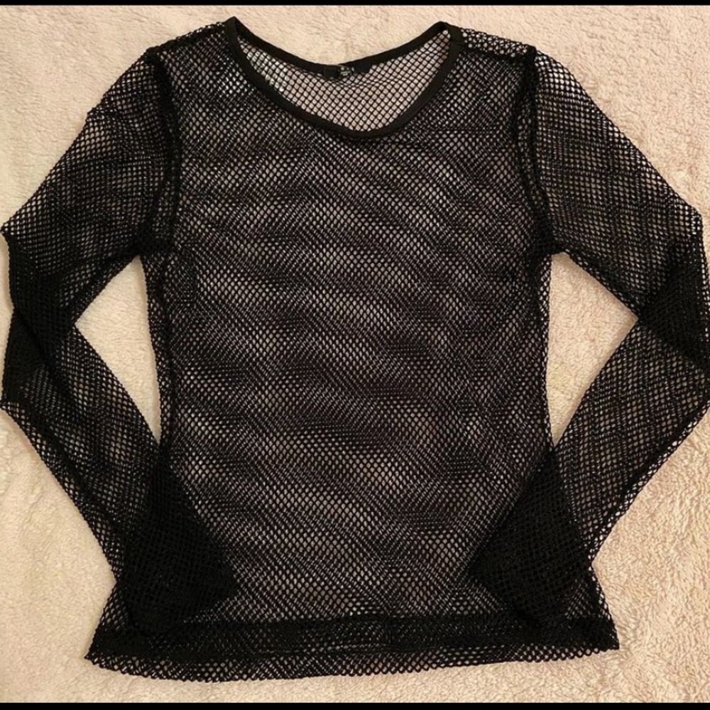 SOLD❗️Fishnet long sleeve